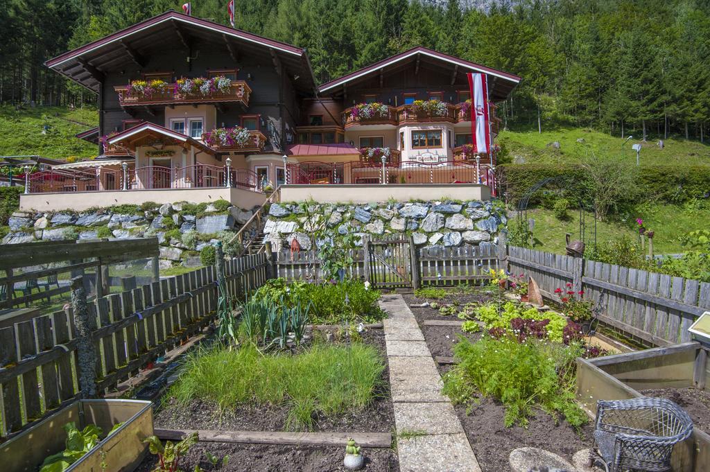 Hotel-Restaurant Burgblick Dorfgastein Buitenkant foto