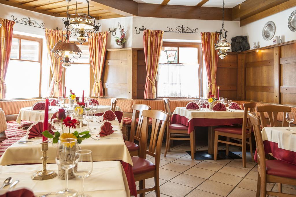 Hotel-Restaurant Burgblick Dorfgastein Buitenkant foto