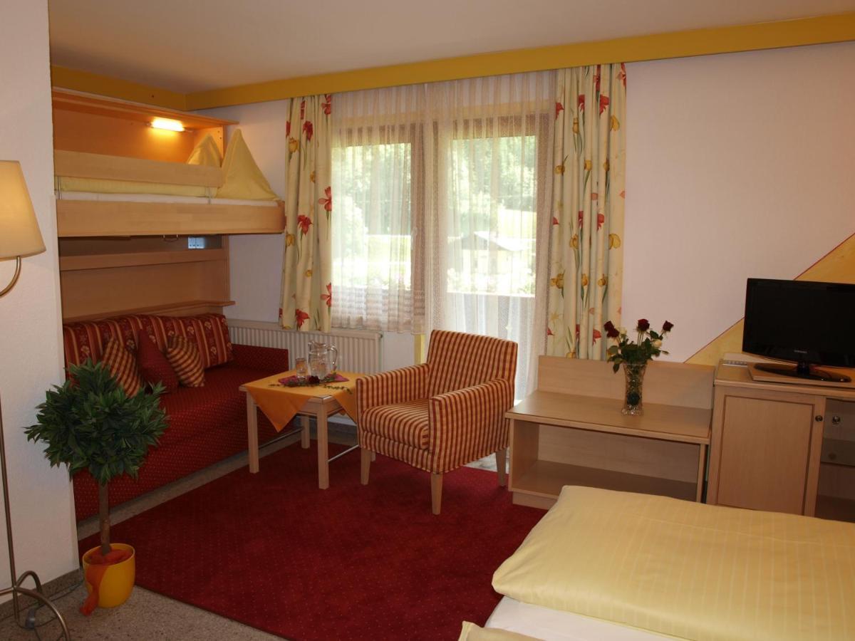 Hotel-Restaurant Burgblick Dorfgastein Buitenkant foto
